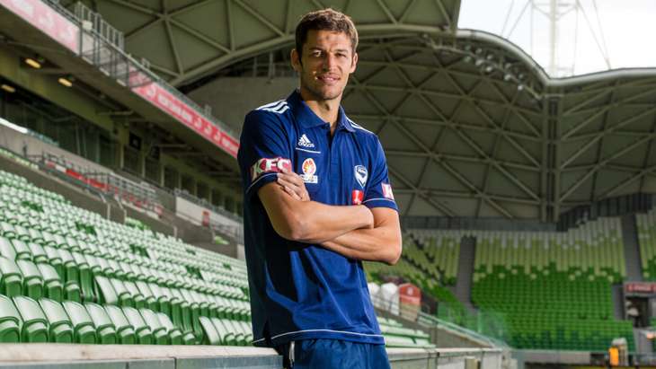 http://images.performgroup.com/di/library/sportal_com_au/c7/ae/169-melbourne-victory-introduce-new-signing-matthieu-delpierre_kad2hnjp809o19ltpuuqdhg8e.jpg?t=511108407w=500
